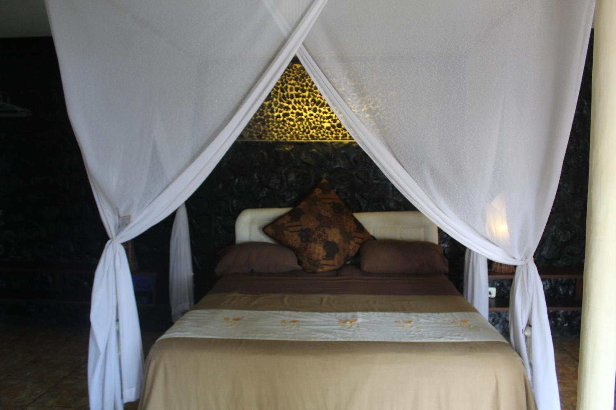 Villa Arjuna Seraya Bagian luar foto